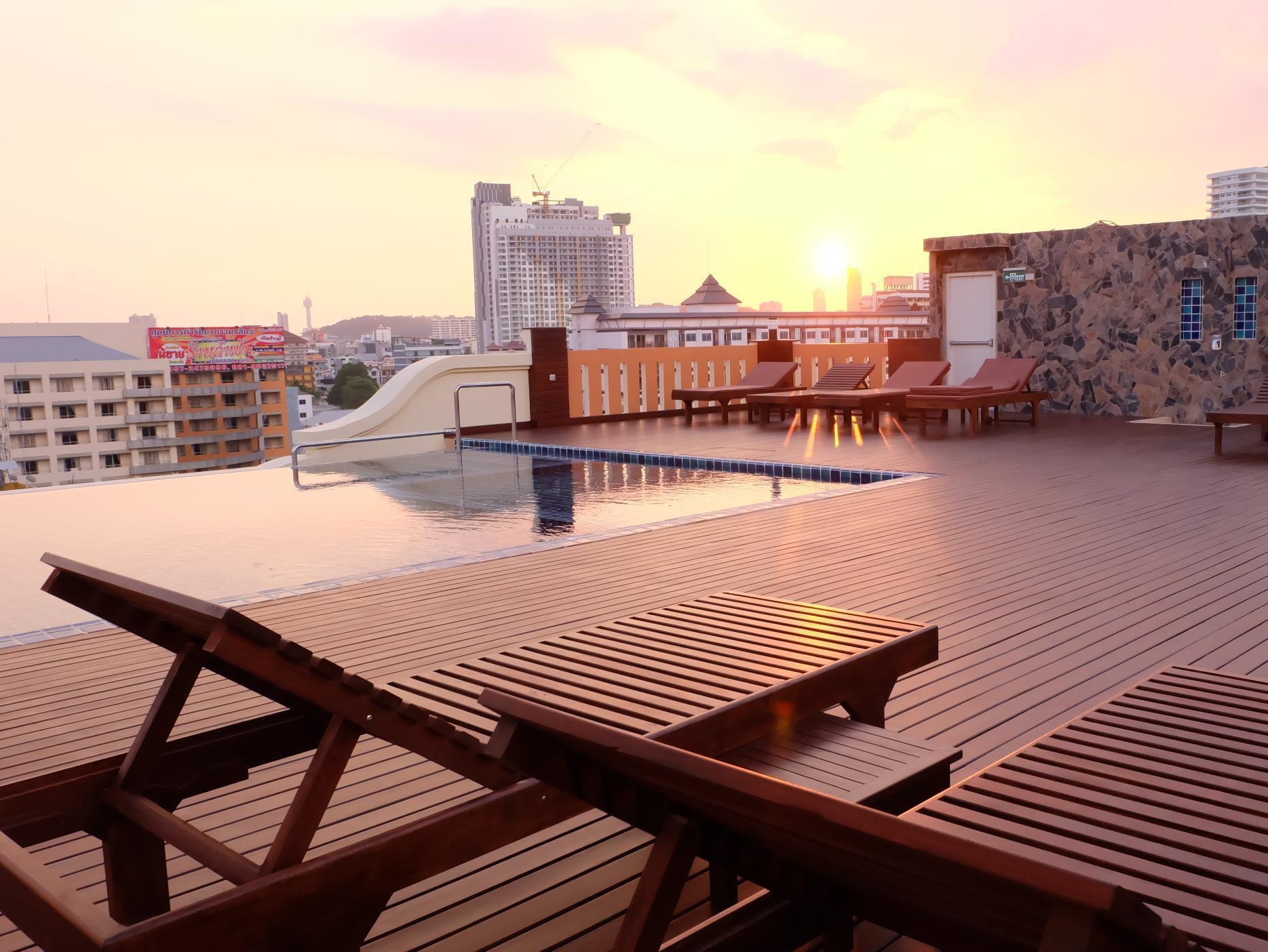 D Hotel Pattaya Exterior foto